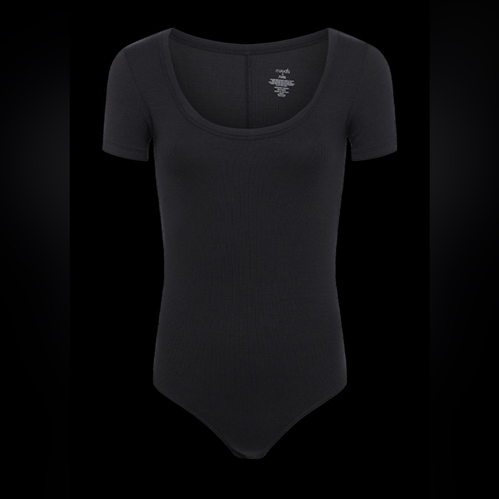 Nuuds Slinky Rib Short Sleeve Bodysuit Size M